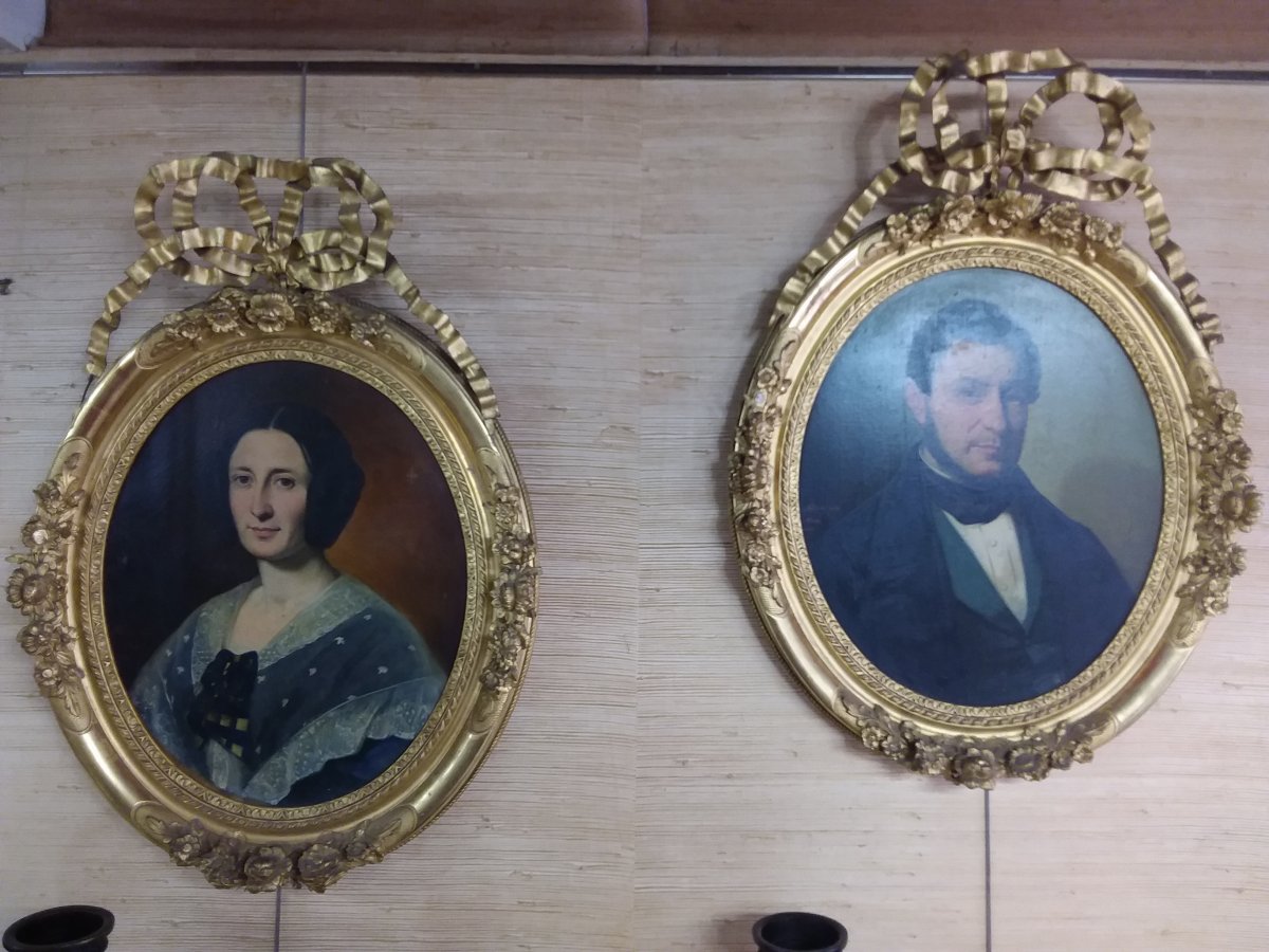 Paire De Portraits Dans De Beaux Cadres Dorés Aux Rubans ,  Auguste Barthélémy Glaize