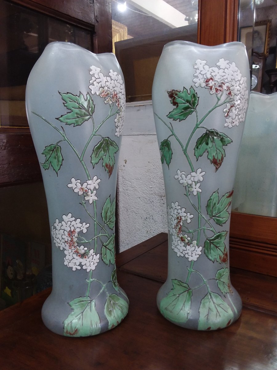 Paire De Vase Art Nouveau En Verre émaillé 