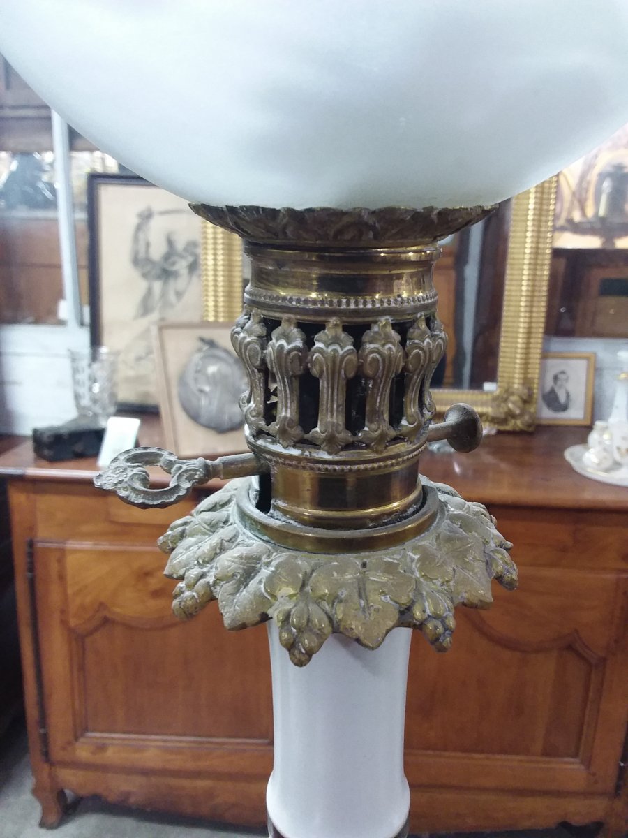 Paire De Lampe à Pétrole En Porcelaine époque Fin XIXème -photo-2