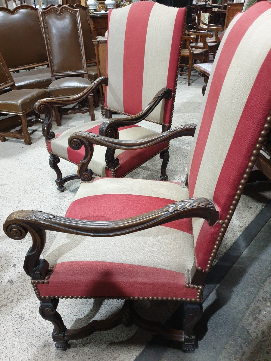 Paire De Fauteuils Style Louis XIV En Noyer-photo-2