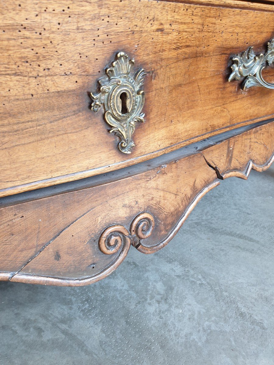 18th Century Walnut Tomb Commode-photo-2