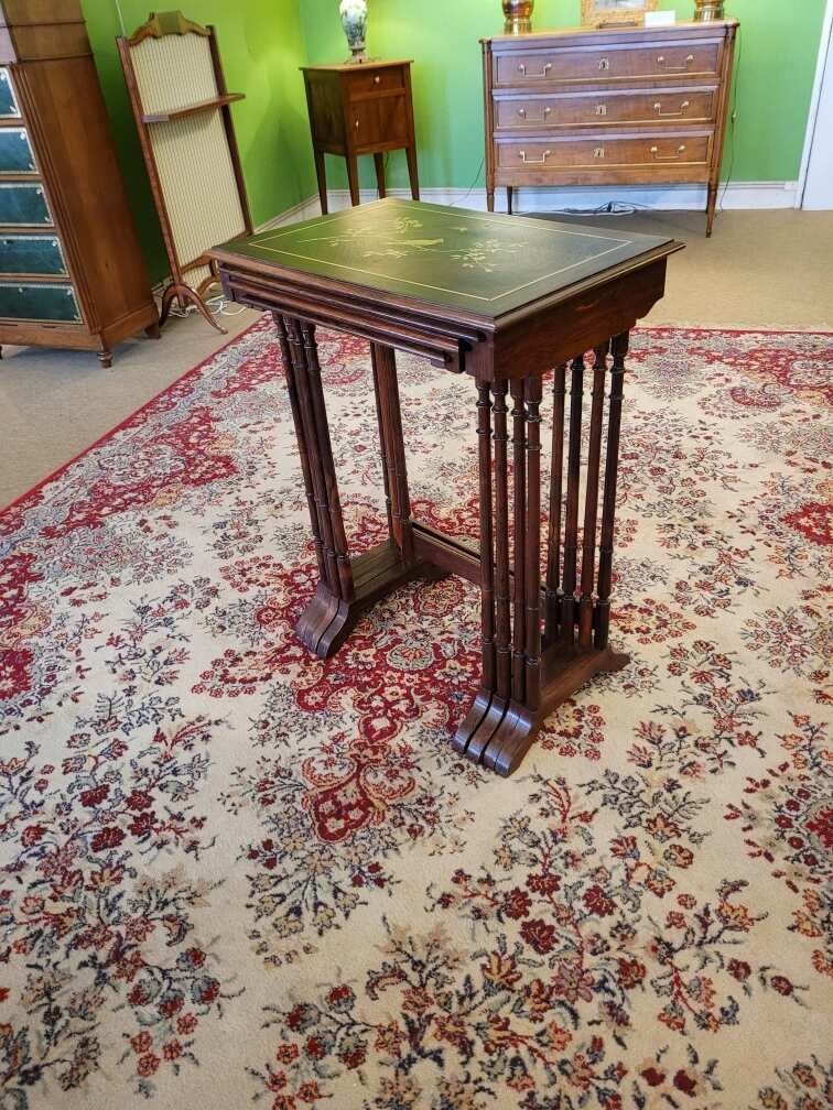 Series Of 4 Nesting Tables 19th Century 450 Euros-photo-4