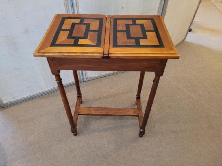 Small 18th Century Walnut Table 650 Euros