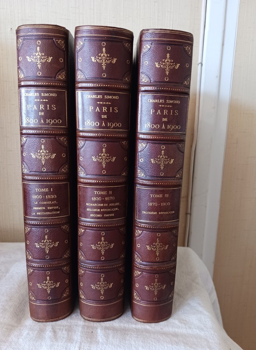 Paris De 1800 à 1900    Par Charles Simond