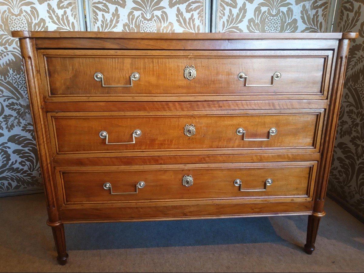 Louis XVI Chest Of Drawers In Walnut