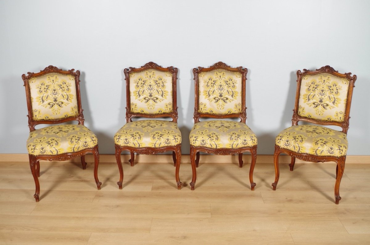 Quatre chaises style Louis XV noyer 1900