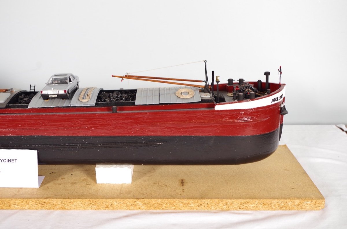 Barge Model: Self-propelled Freycinet Type-photo-3