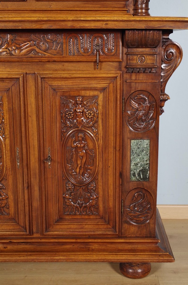 Cabinet style Renaissance-photo-5