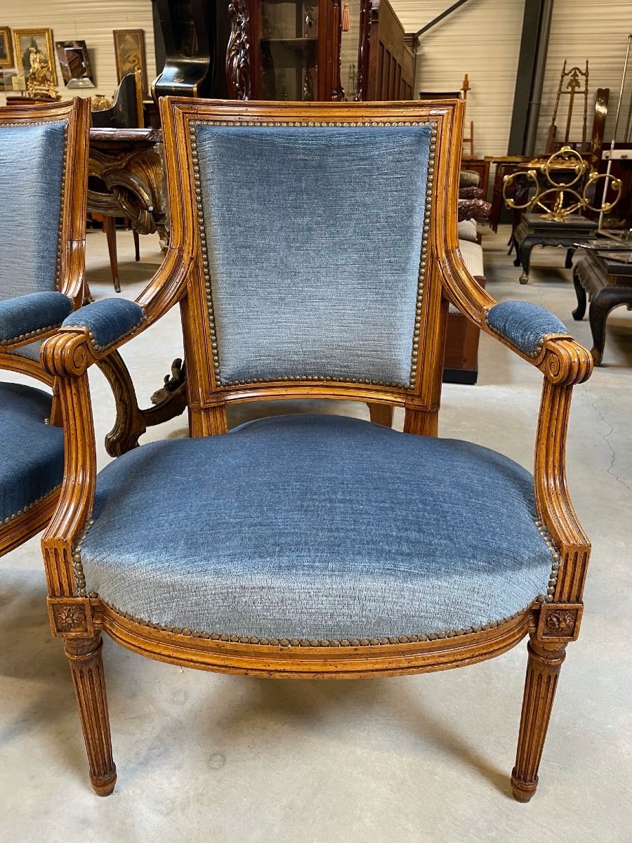 André Mailfert : paire de fauteuils style Louis XVI-photo-1