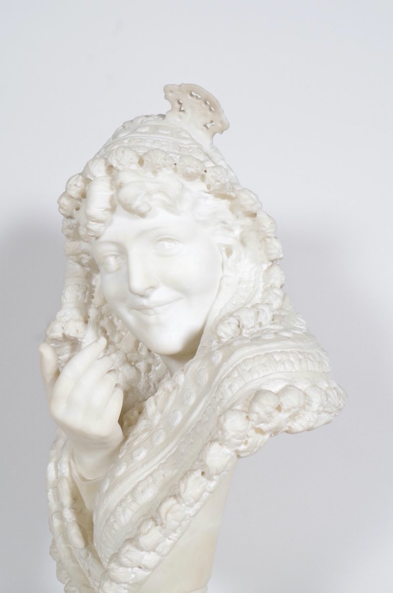 Alabaster Bust - Woman With Mantilla-photo-1