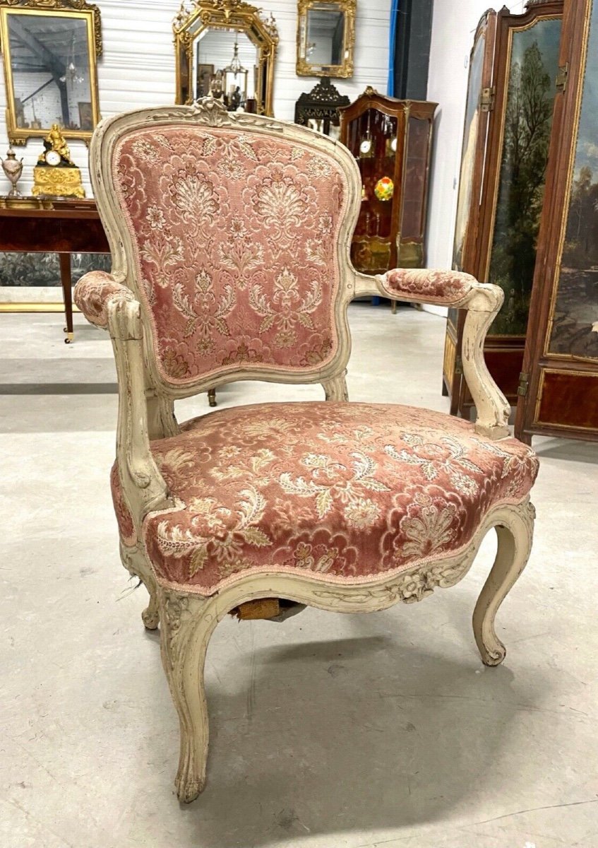 Fauteuil peint époque Louis XV