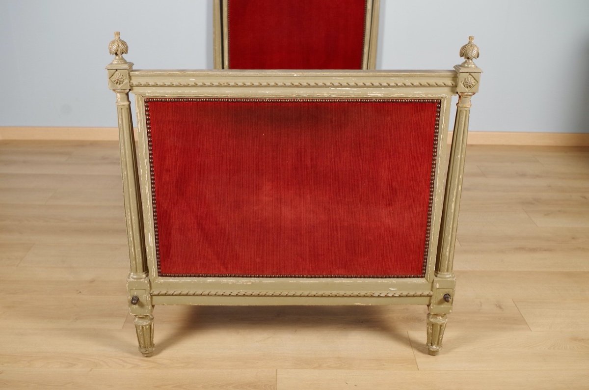 Louis XVI Style Painted Bed-photo-2