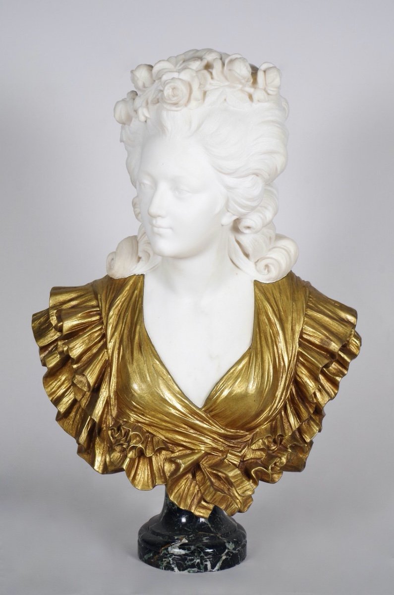 Bust Of Marie-antoinette In Marble And Bronze-photo-3