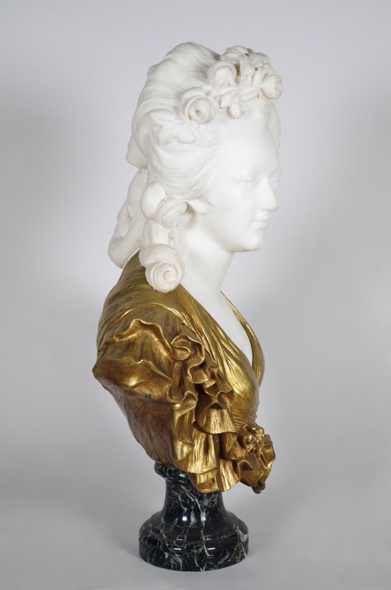 Bust Of Marie-antoinette In Marble And Bronze-photo-7