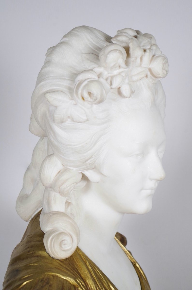 Bust Of Marie-antoinette In Marble And Bronze-photo-8