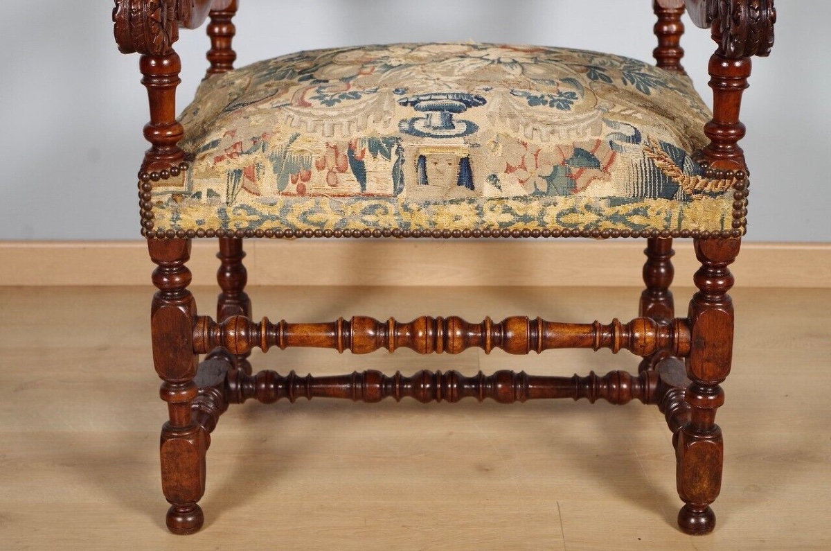 Louis XIII Period Arm Chair-photo-4