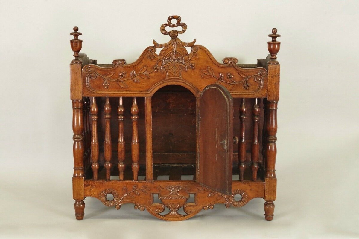 19th Century Provençal Walnut Panetière-photo-4