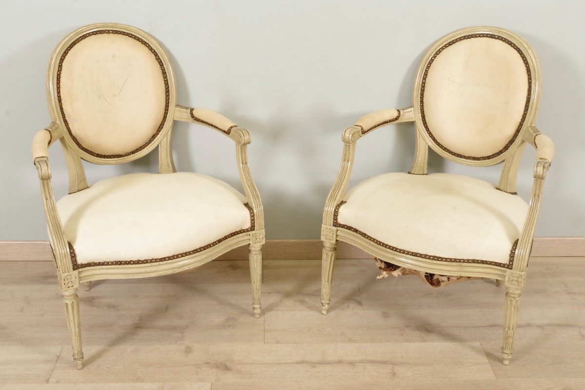 Paire De Fauteuils Peints époque Louis XVI