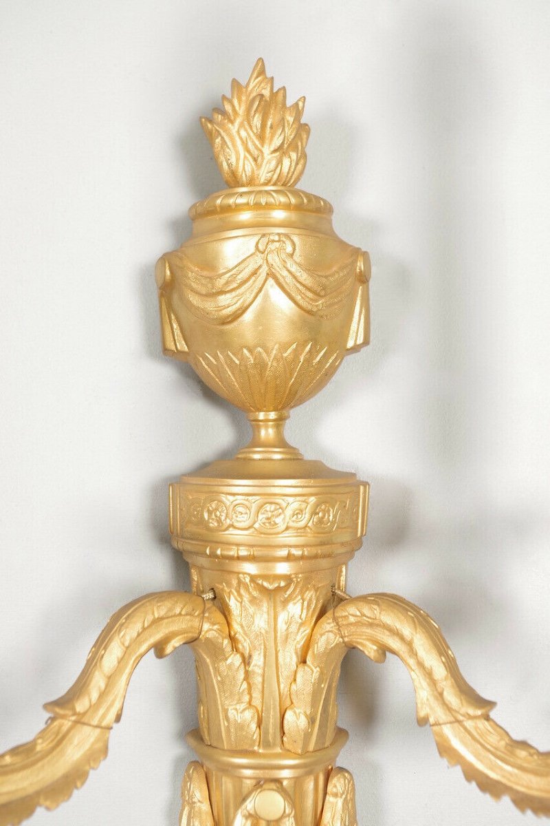 Pair Of Louis XVI Style Gilt Bronze Wall Lights-photo-1