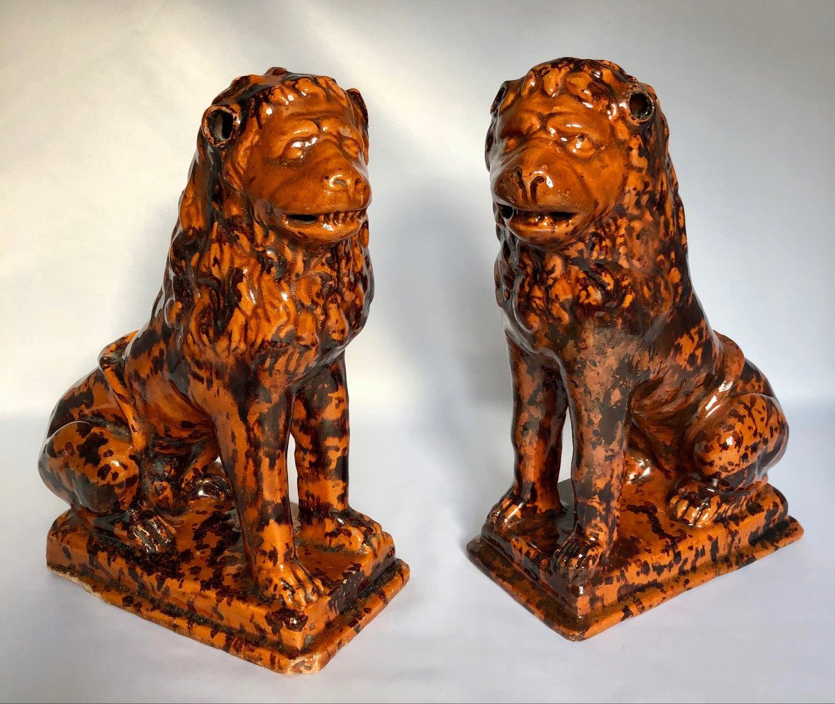 Pair Of 18th Century Lions - Nevers Manufacture-photo-2