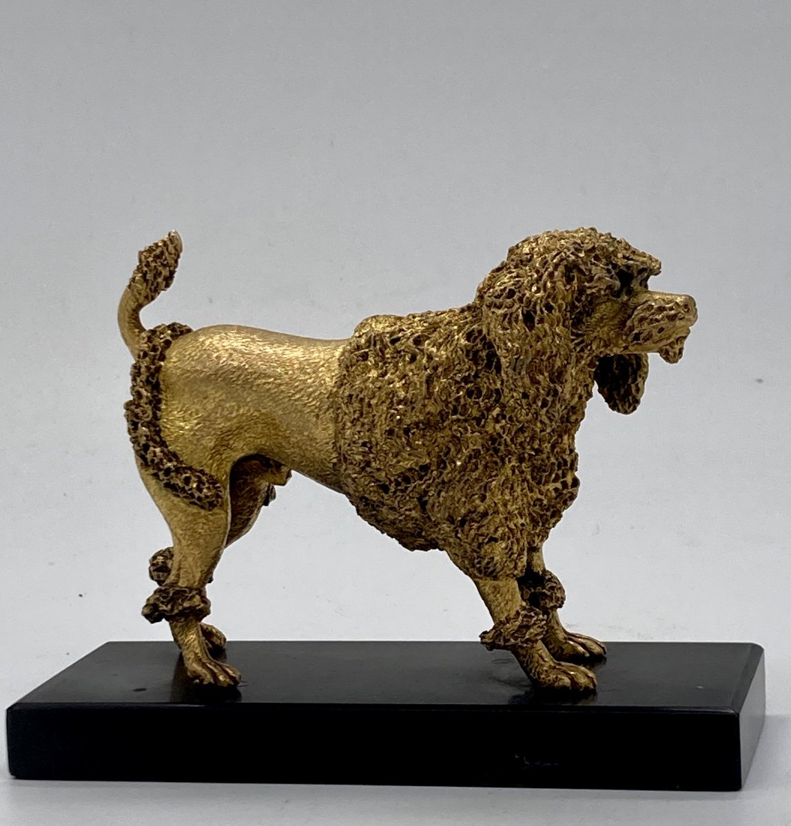 Caniche En Bronze Doré 