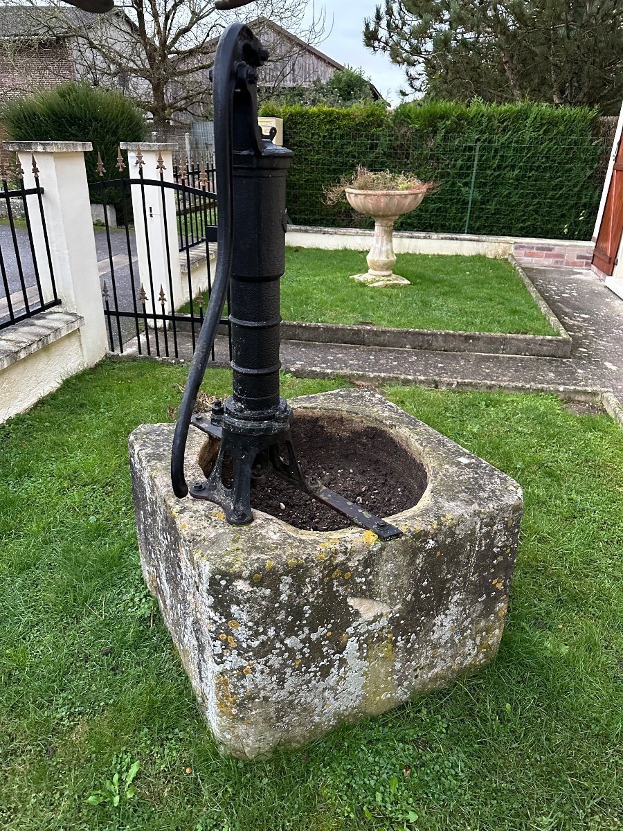 Stone Well Rim 