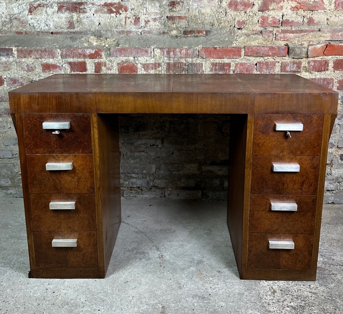 Art Deco Desk In Burl Walnut Veneer