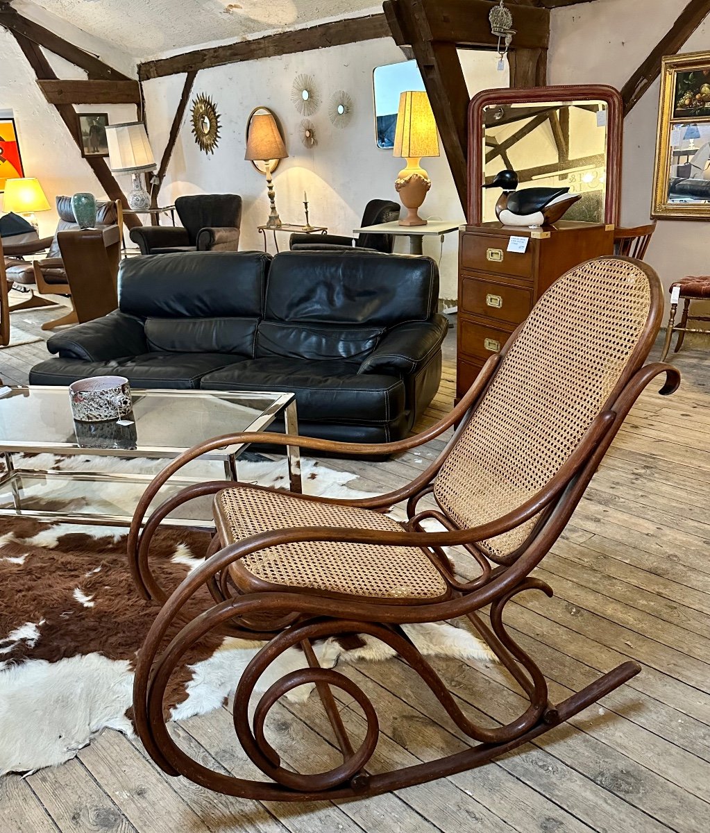 Thonet Rocking Chair In Curved Wood And Canework 1900s-photo-1