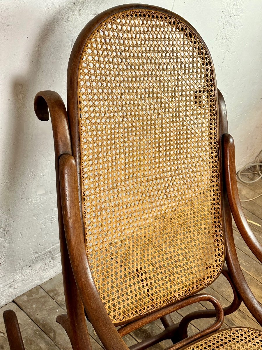 Thonet Rocking Chair In Curved Wood And Canework 1900s-photo-4