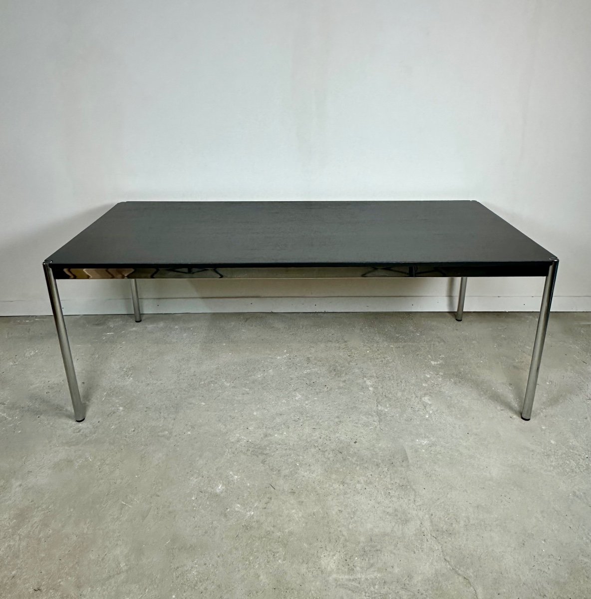 Usm Haller T59 Table Black Laminate And Chrome Steel-photo-3