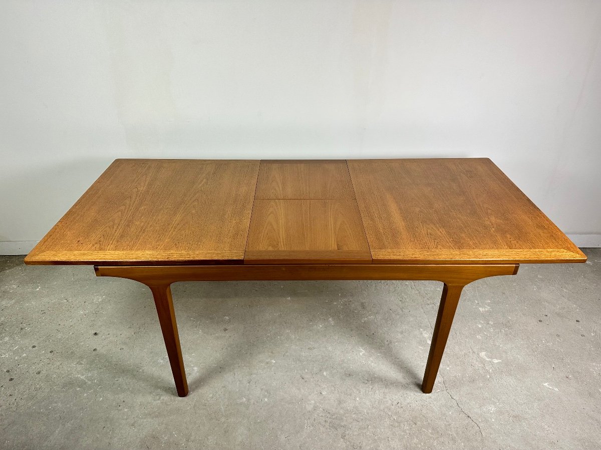 Nathan Furniture 1960's Scandinavian Style Teak Extendable Table-photo-7