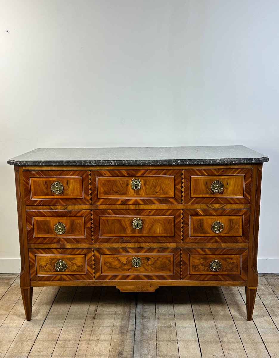 Louis XVI Style Chest Of Drawers In Marquetry With Marble Top, 19th Century