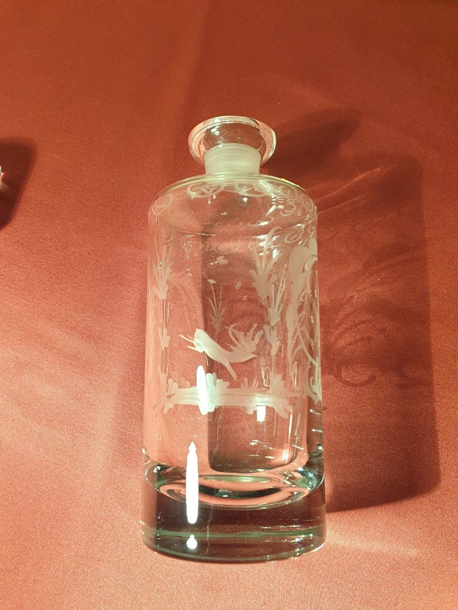 Round Bohemian Crystal Carafe In The Shape Of A Bottle. Deer And Bird-photo-4