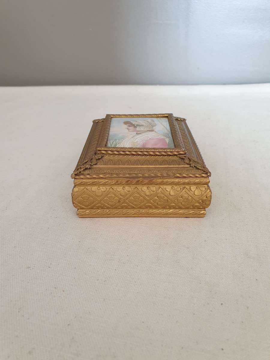 Box In Ornate Gilt Bronze, Decorated With A Miniature Signed Derval-photo-3