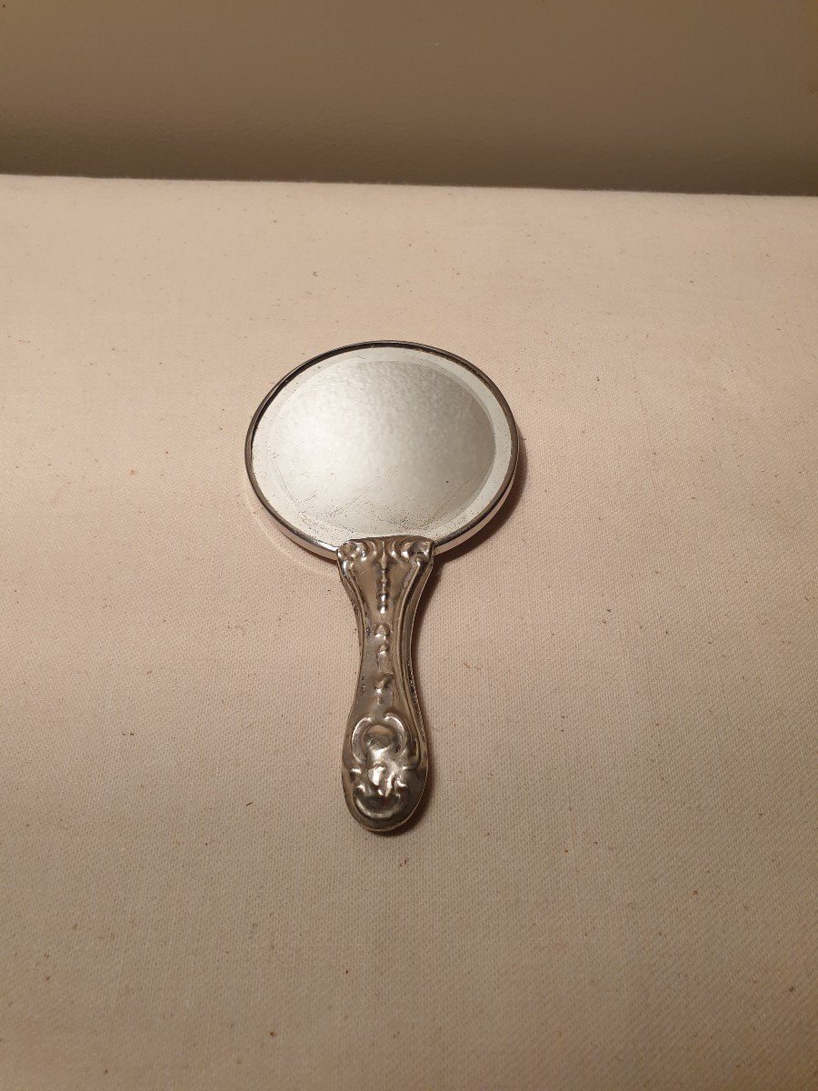 Very Small Rocaille Style Hand Face Mirror In Silver Metal-photo-2