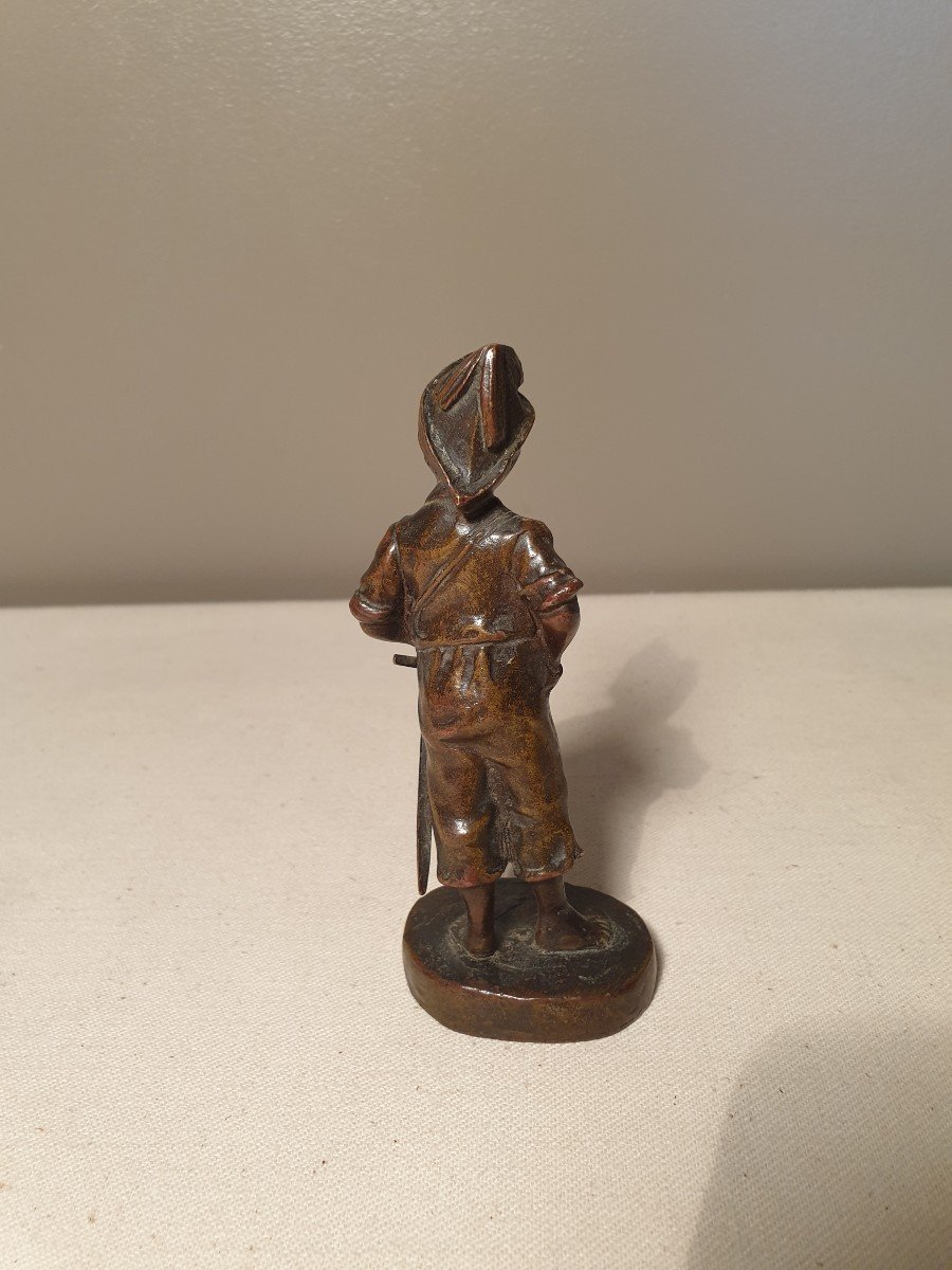 Bronze Statuette Little Boy With A Sword Patina Medal-photo-3