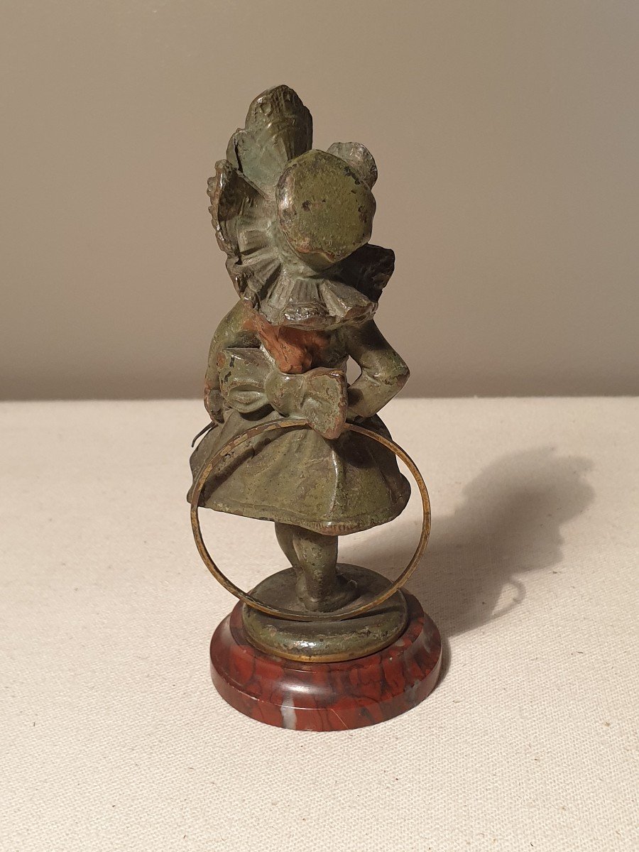 Statuette En Bronze Polychrome Petite Fille Au Cerceau Socle En Marbre-photo-3