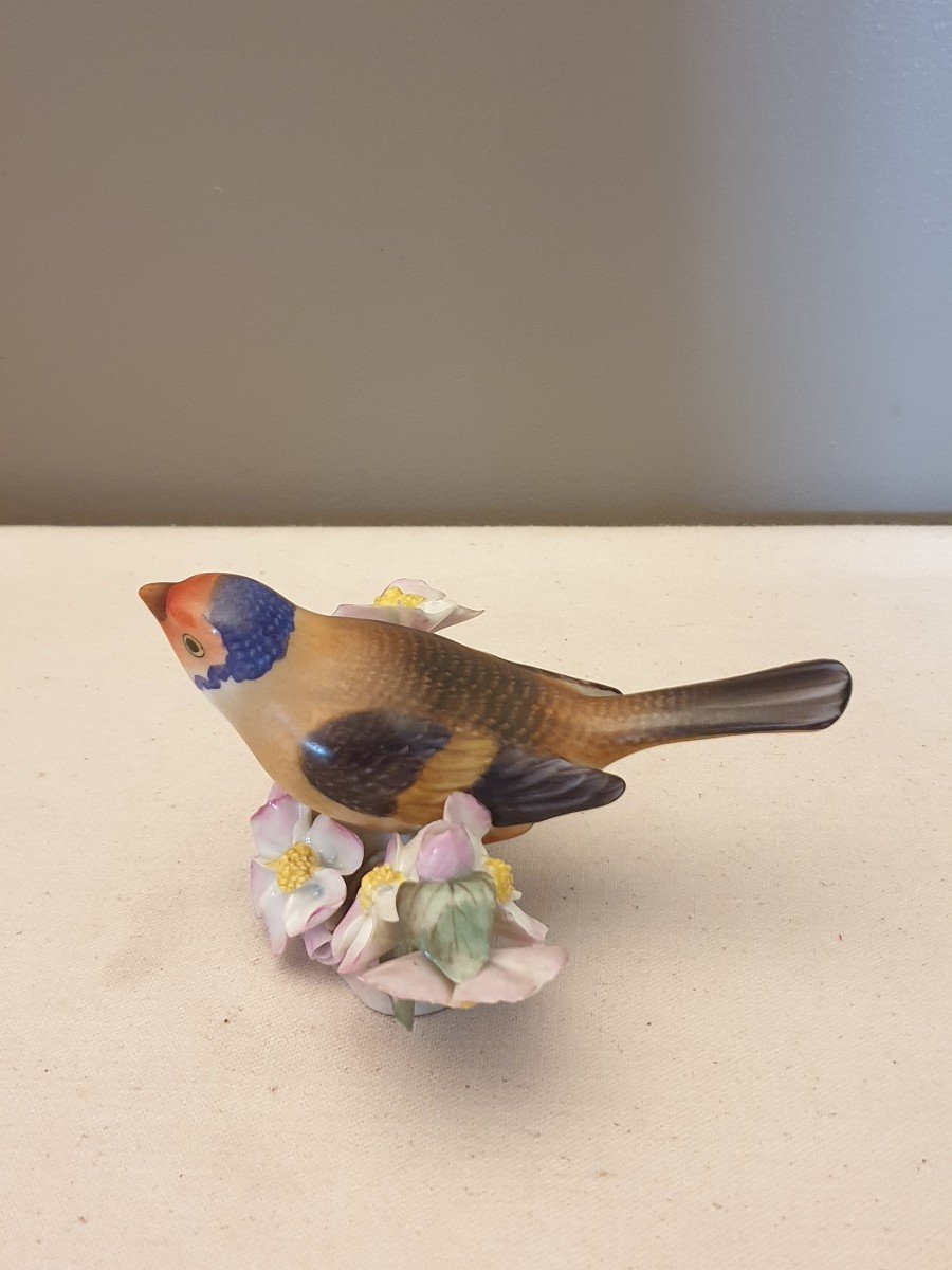 Herend Hungary Bird With Flowers In Porcelain-photo-1