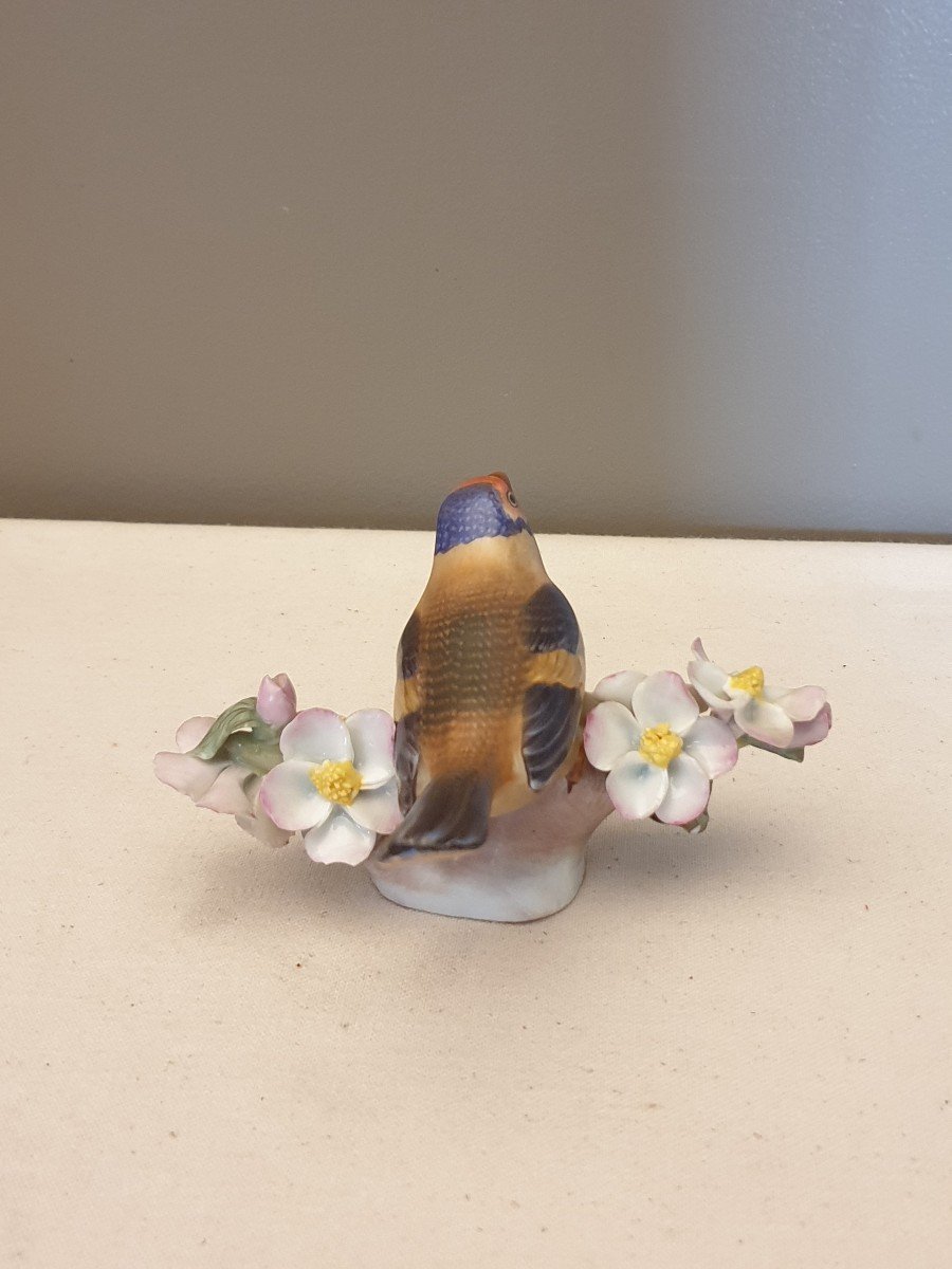 Herend Hungary Bird With Flowers In Porcelain-photo-2