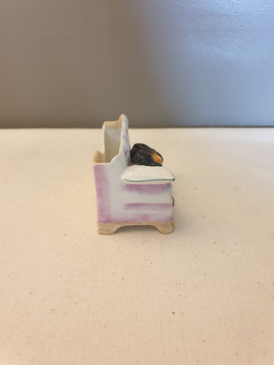 Little Biscuit Dog On A Bench. Porcelain-photo-3