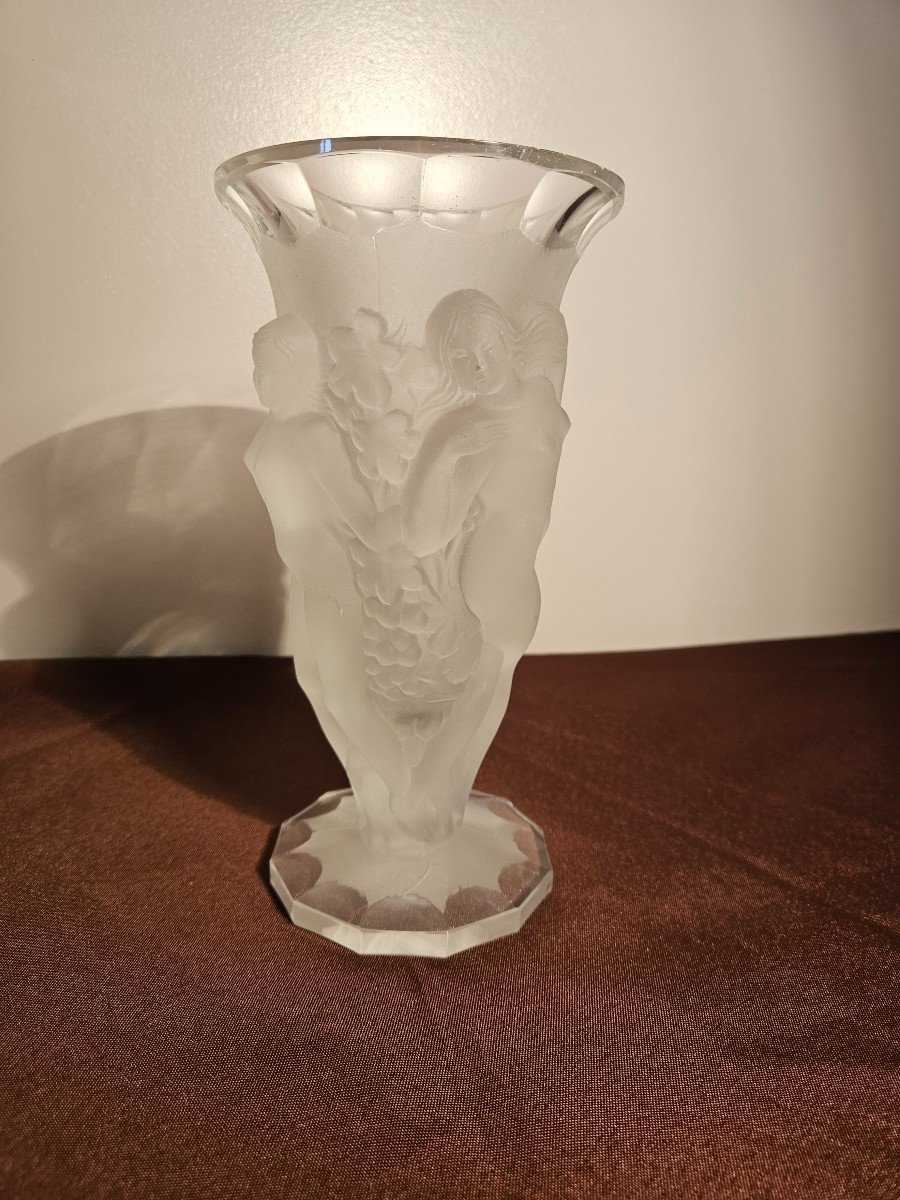 Molded Pressed Glass Vase In The Style Of Heinrich Hoffmann Ingrid Model 1930s