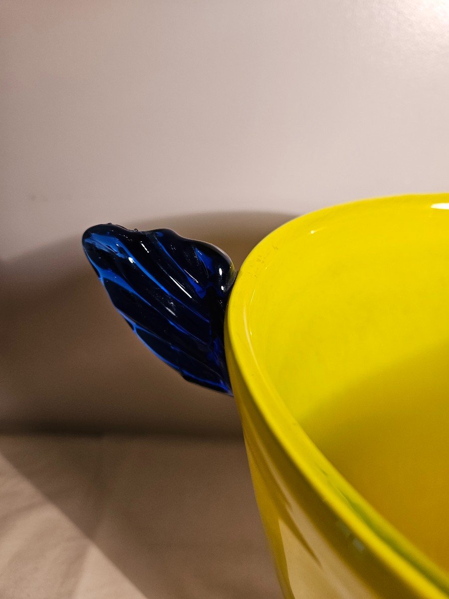 Large Conical Vase In Yellow Glass With Blue Handles Murano Or Czech Height 36 Cm-photo-7