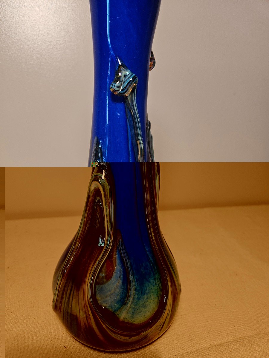 Vase En Verre Marcel Saba Irisé à Dominante Bleue Hauteur 26.7 Cm-photo-2