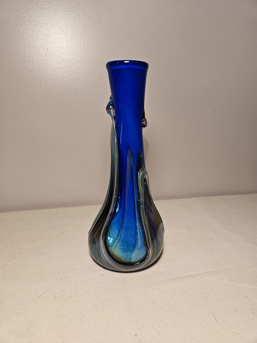 Vase En Verre Marcel Saba Irisé à Dominante Bleue Hauteur 26.7 Cm-photo-2