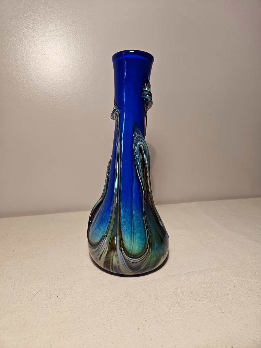 Vase En Verre Marcel Saba Irisé à Dominante Bleue Hauteur 26.7 Cm-photo-4