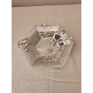 Small Hexagonal Dish Or Empty Pocket In Silver Metal Wmf. Decorated With Leaves And Fruits.