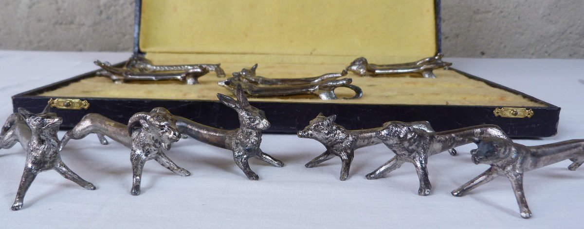 Animal Knife Holders -photo-4