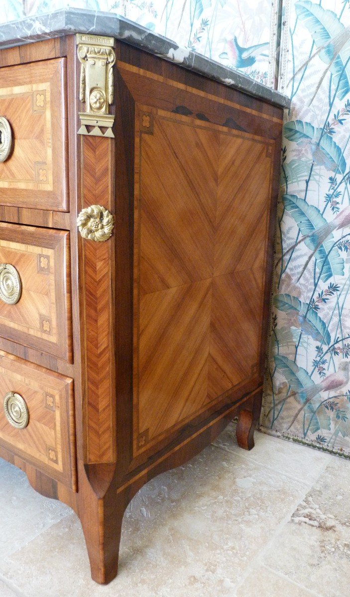 Louis XVI Period Marquetry Commode -photo-3