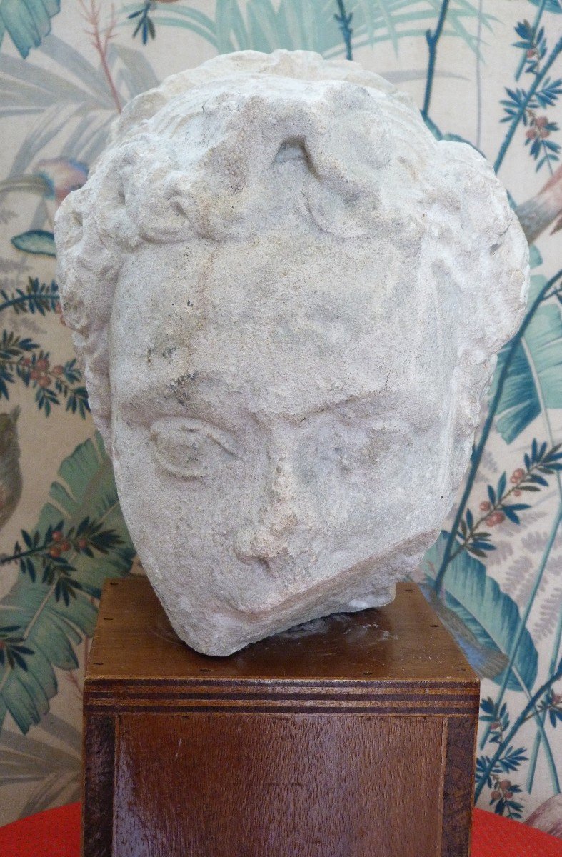 Head Of A Woman, In Carved Stone, From The 16th Century -photo-4