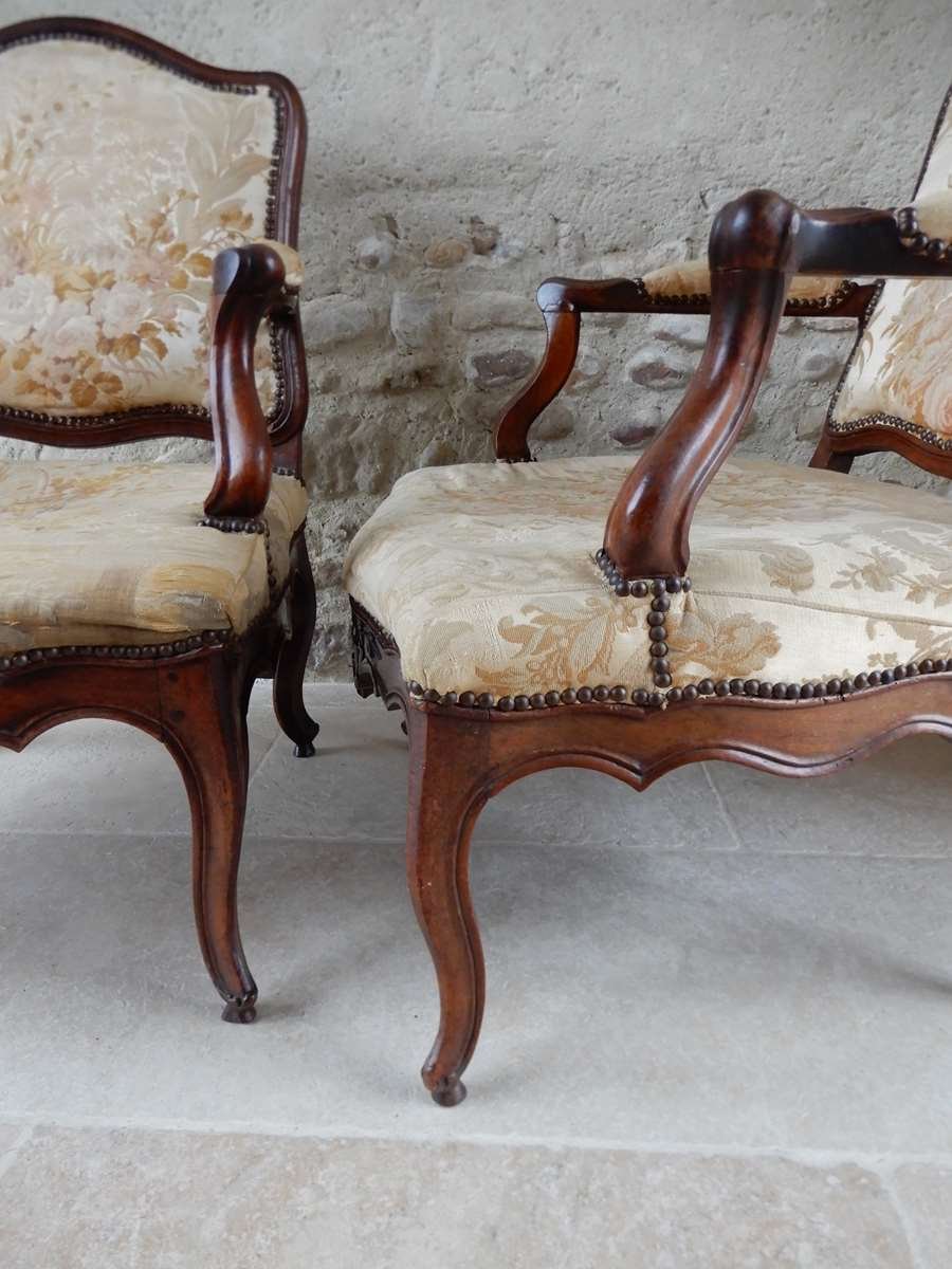 Paire De Larges Fauteuil à La Reine d'époque Louis XV-photo-6